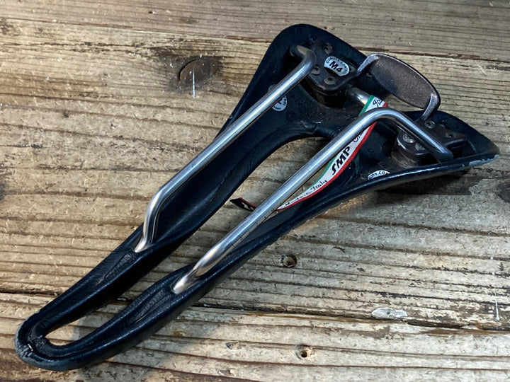 JV375 SELLE SMP FORMA サドル 黒 inox tubeレール