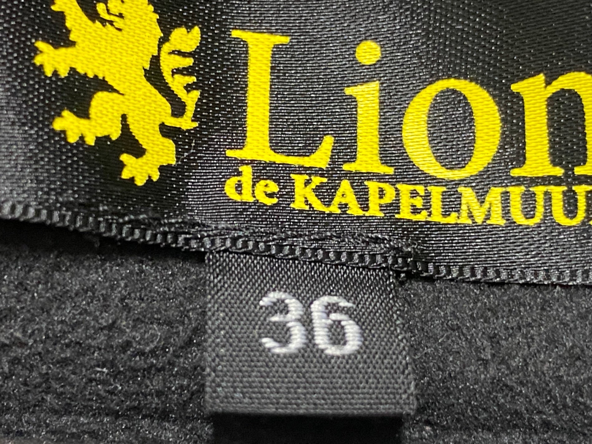 新品　Lion de Kapelmuur サイクルジャケット ブラックＬ JS693 リオンドカペルミュール Lion de KAPELMUUR 長袖 サイクル