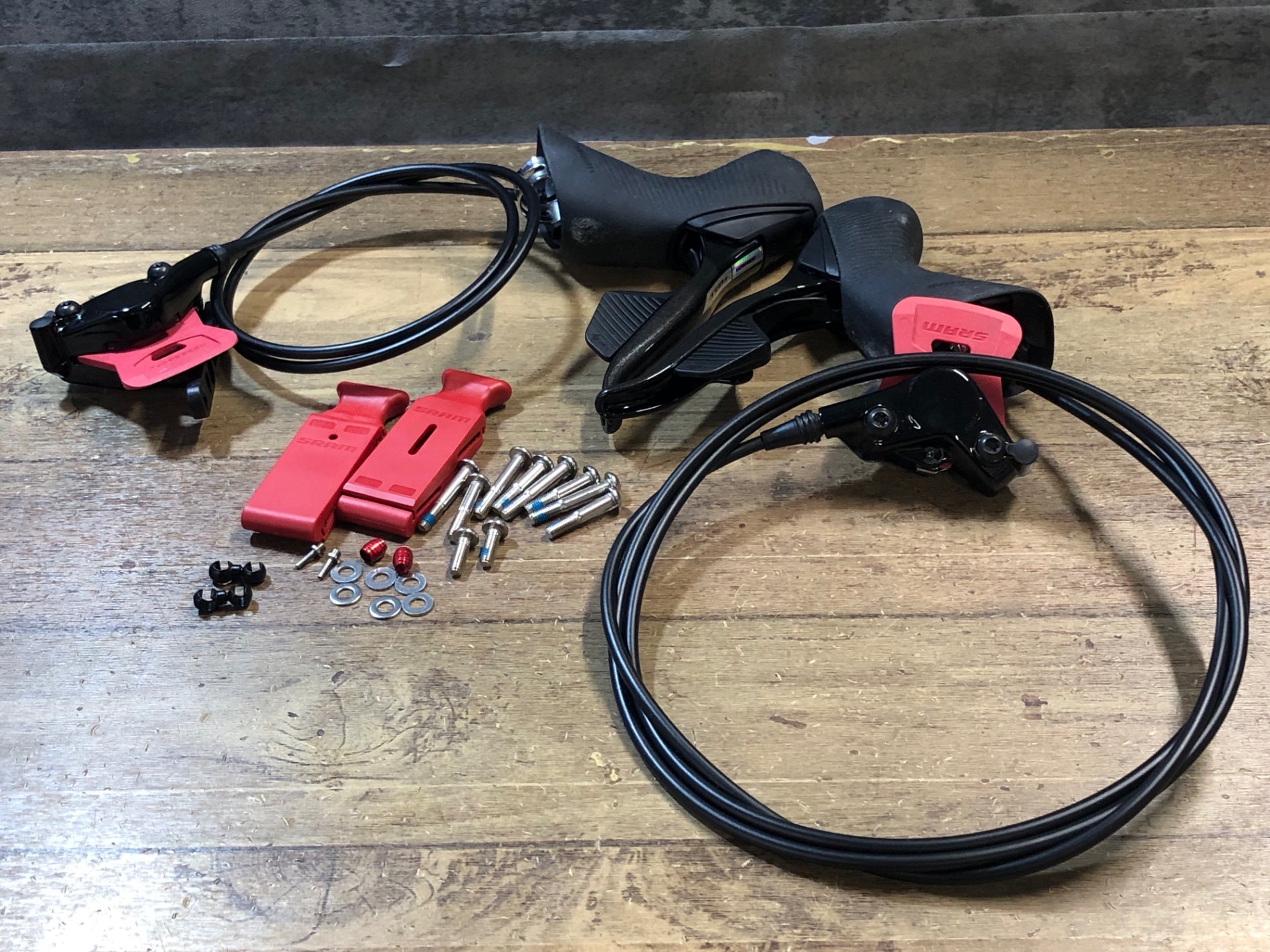 JU395 スラム SRAM フォース FORCE D2 レバーキャリパーブレーキ 前後
