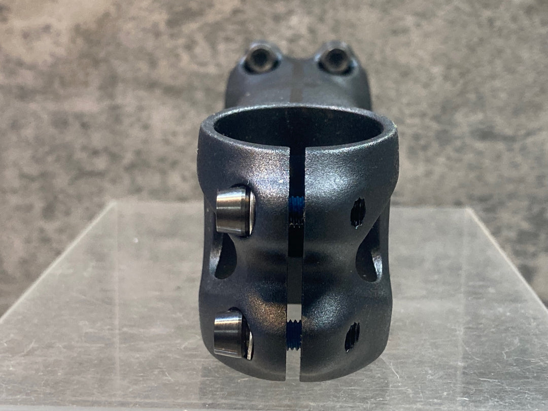 JU830 3T APTO TEAM アルミステム 黒 Φ31.8 OS 110mm