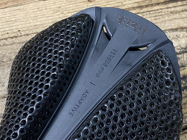 KA576 フィジーク fizik ANTARES VERSUS EVO R3 ADAPTIVE サドル kiumレール 139mm ※繊維切れ ジャンク