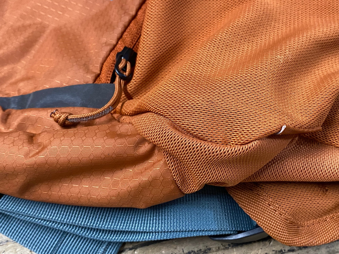 KG086 ドイター DEUTER PULSE5 ウエストバッグ オレンジ ※汚れ