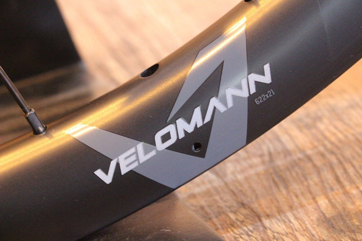 ヴェロマン VELOMANN パラディウム PALLADIUM CARBON 33mm カーボン チューブレスレディ ホイールセット シマノ11S/12S 【名古屋店】