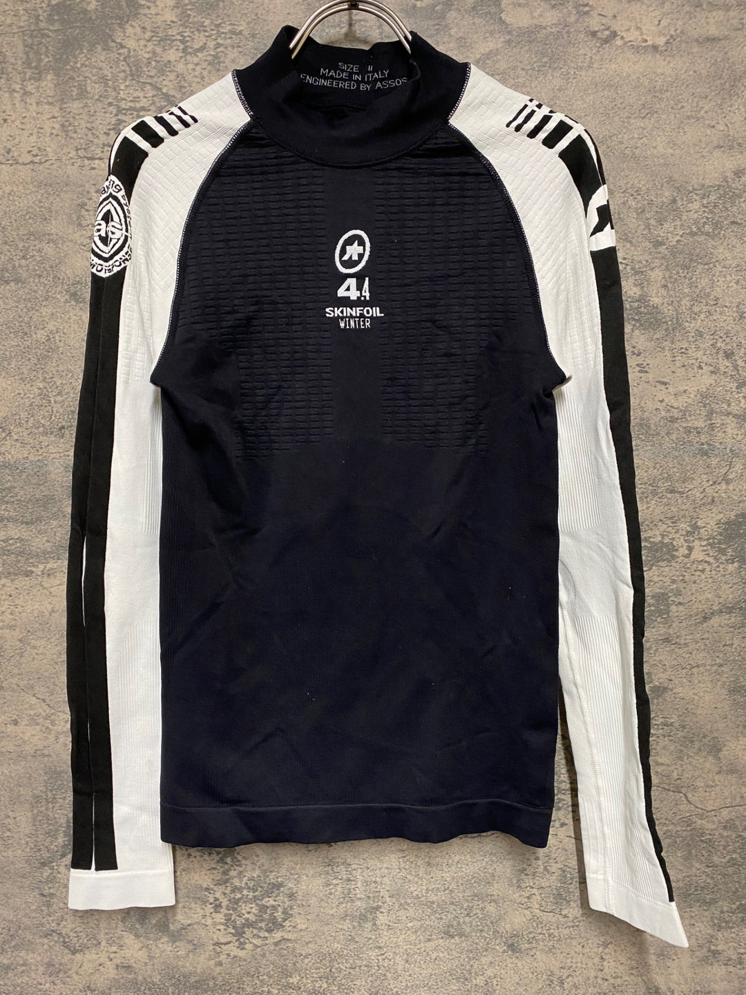 KH641 アソス ASSOS SKINFOIL WINTER 4.4 長袖 ベースレイヤー 黒 白 SIZE 2