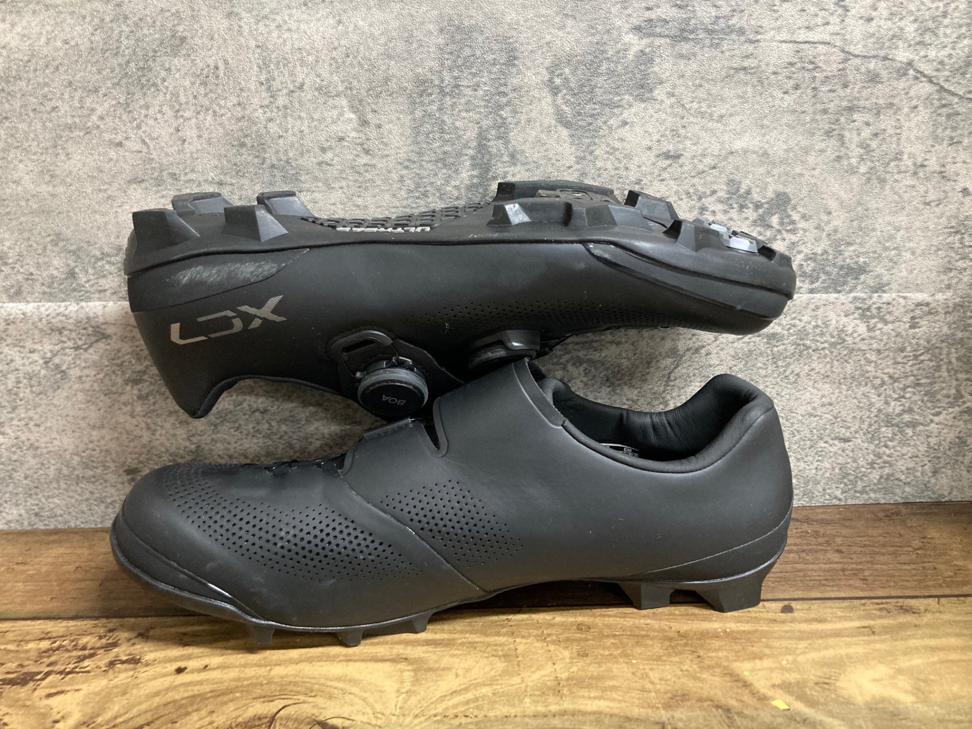 JY959 シマノ SHIMANO XC7 SHXC703M L01 E ビンディングシューズ EU43