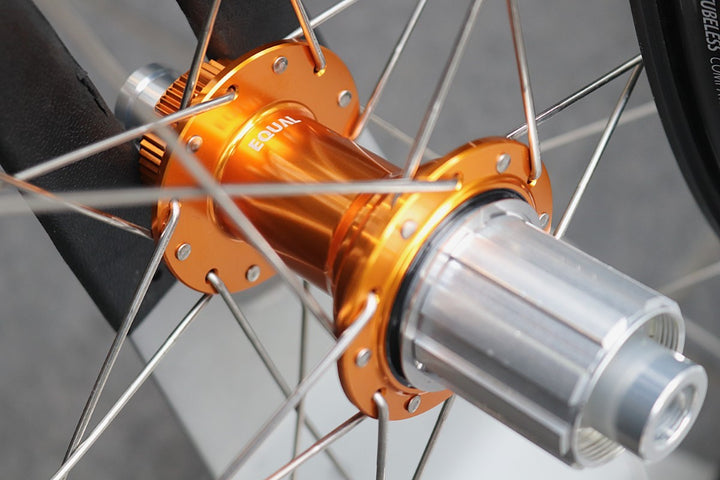 グロータック GROWTAC イコール EQUAL リム イコール EQUAL ハブ シマノ 11S/12S 22C カーボン チューブレスレディ 手組み ホイールセット 【東京南麻布店】