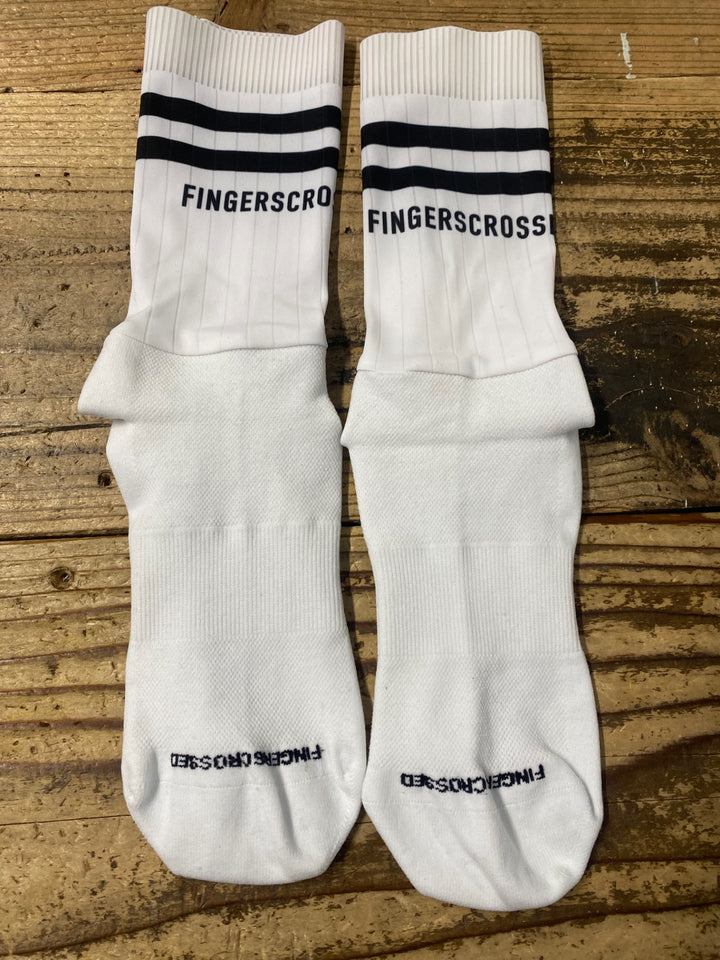 KM731 フィンガークロスド FINGERSCROSSED Aero Logo White エアロソックス S 白