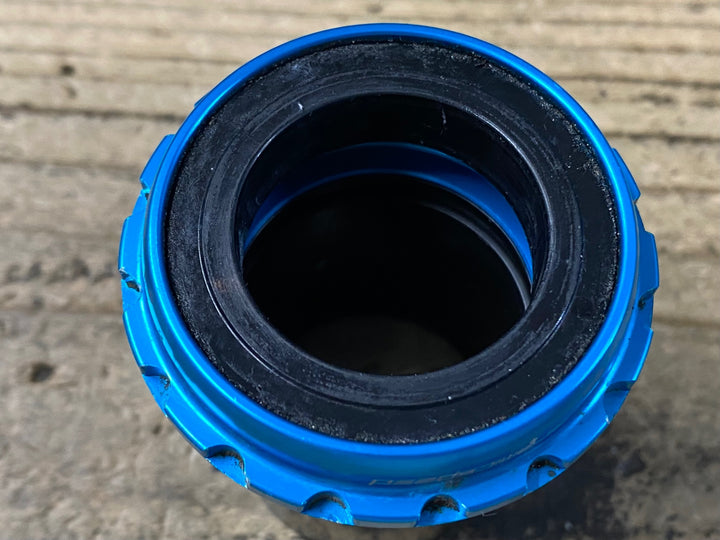 KH218 セラミックスピード CERAMICSPEED T47 BB ボトムブラケット 青