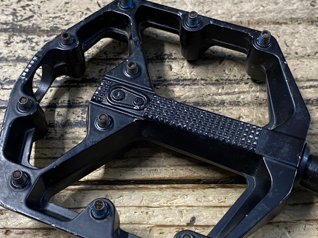 JT692 クランクブラザーズ CRANKBROTHERS STAMP 2 フラットペダル
