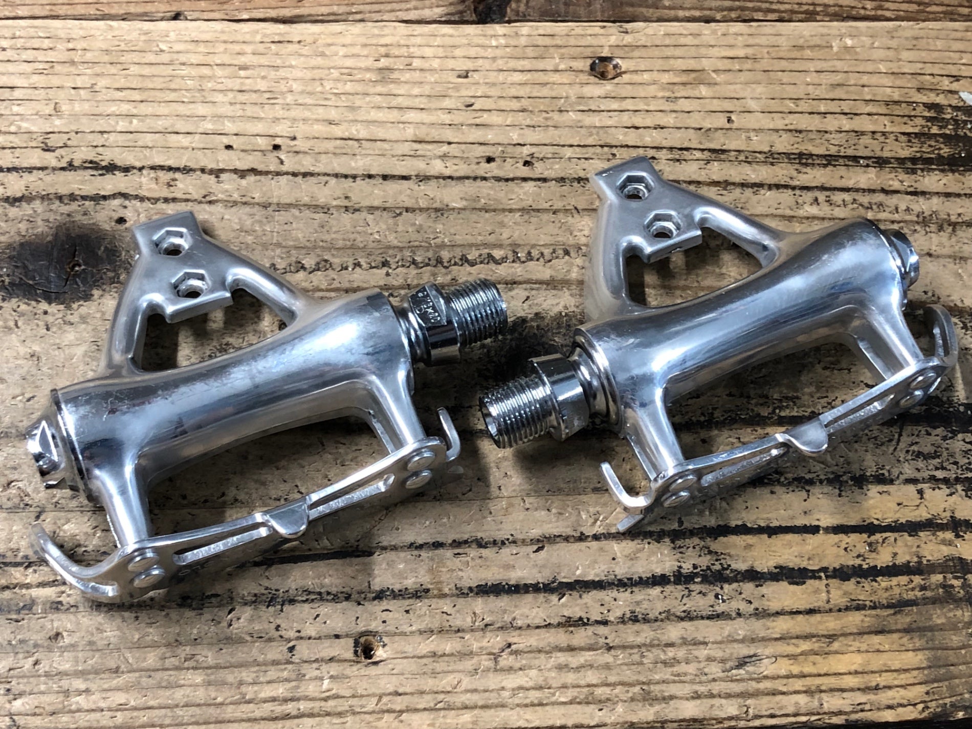 KH591 未使用箱入り カンパニョーロ Campagnolo Cレコード期 コーラス