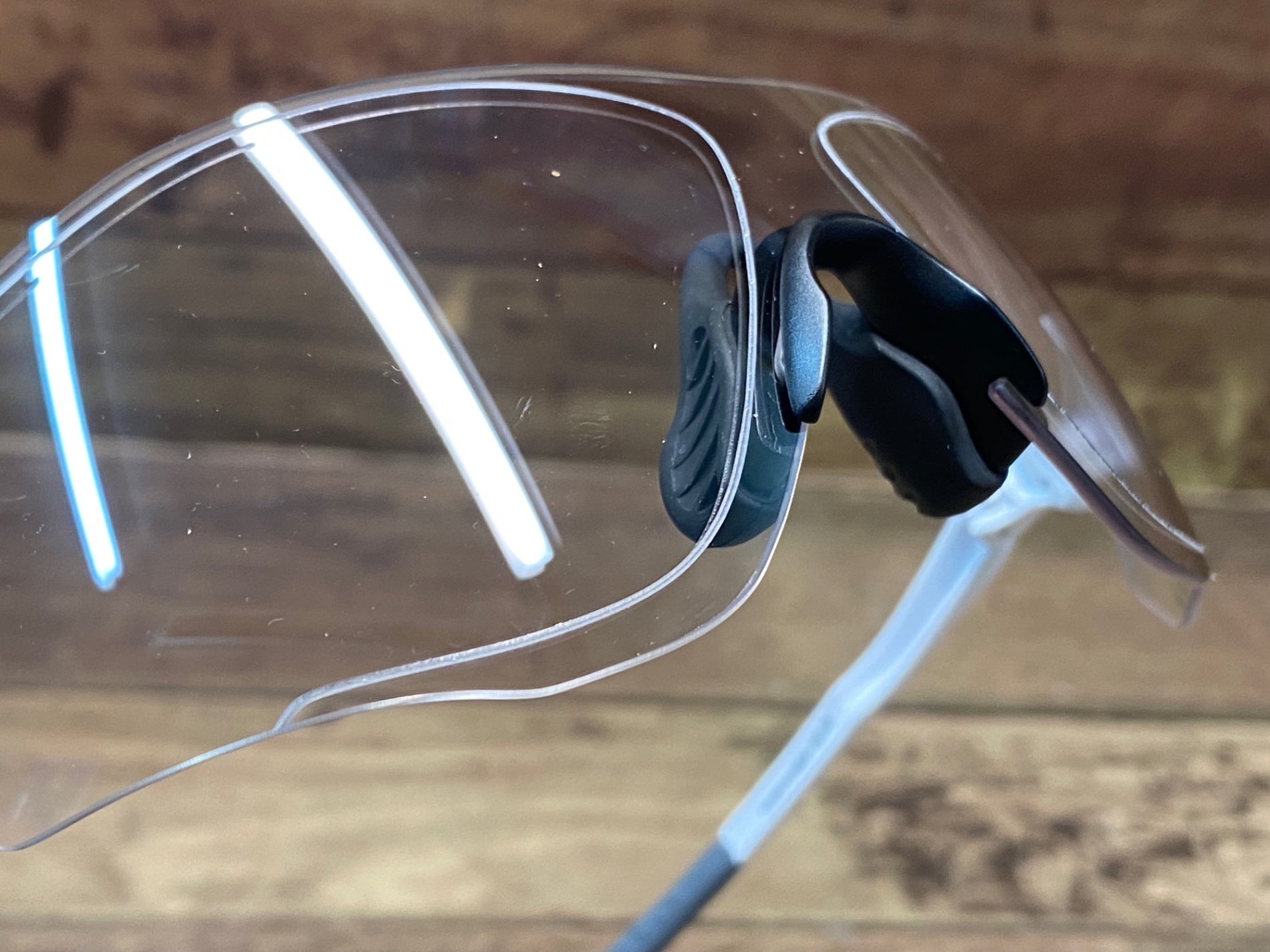 IH385 オークリー OAKLEY EVZERO PATH AF サングラス 調光レンズ 白