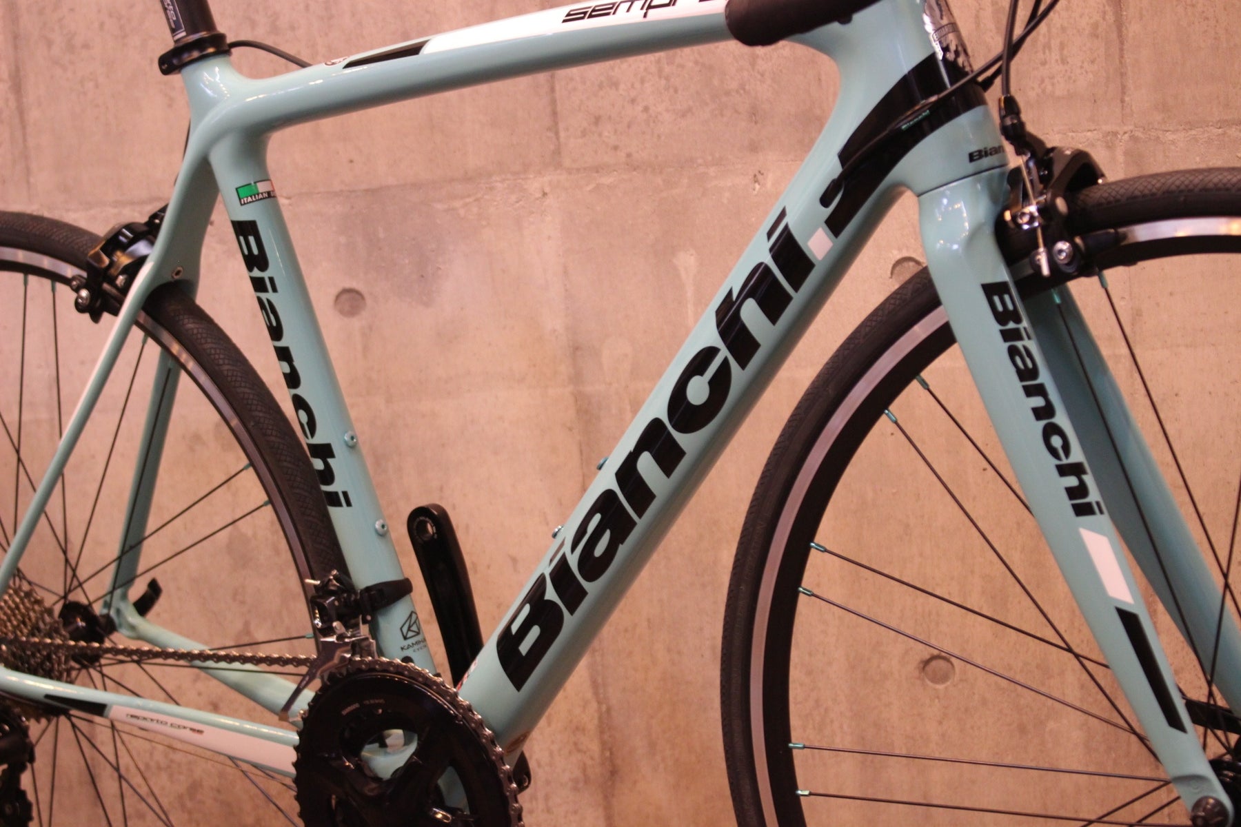 Bianchi sempre pro 2018 フロントフォーク Bianchi sempre pro 2018 フロントフォーク Bianchi sempre pro