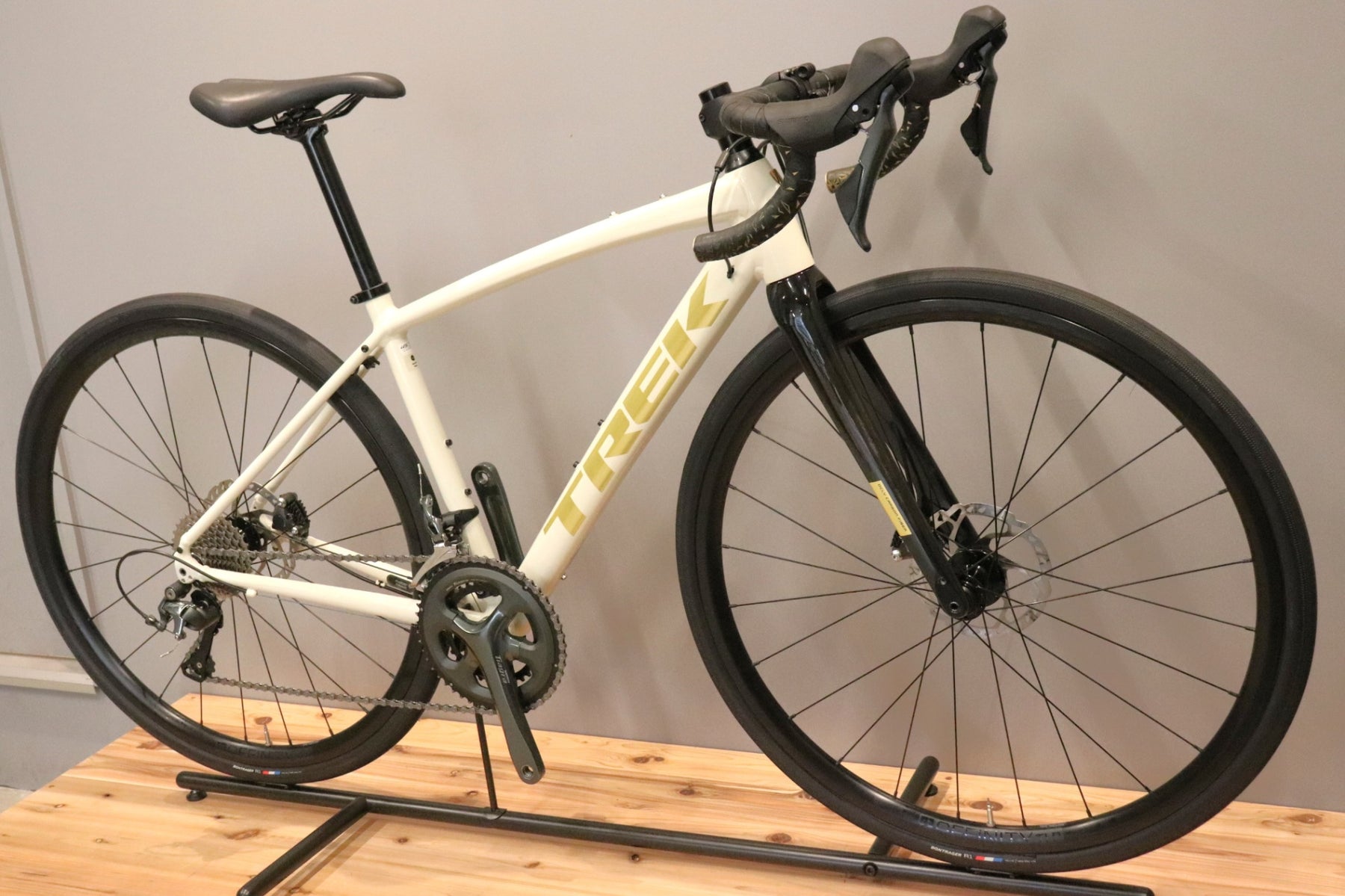 トレック TREK ドマーネ DOMANE AL4 DISC GEN3 2021モデル 49サイズ
