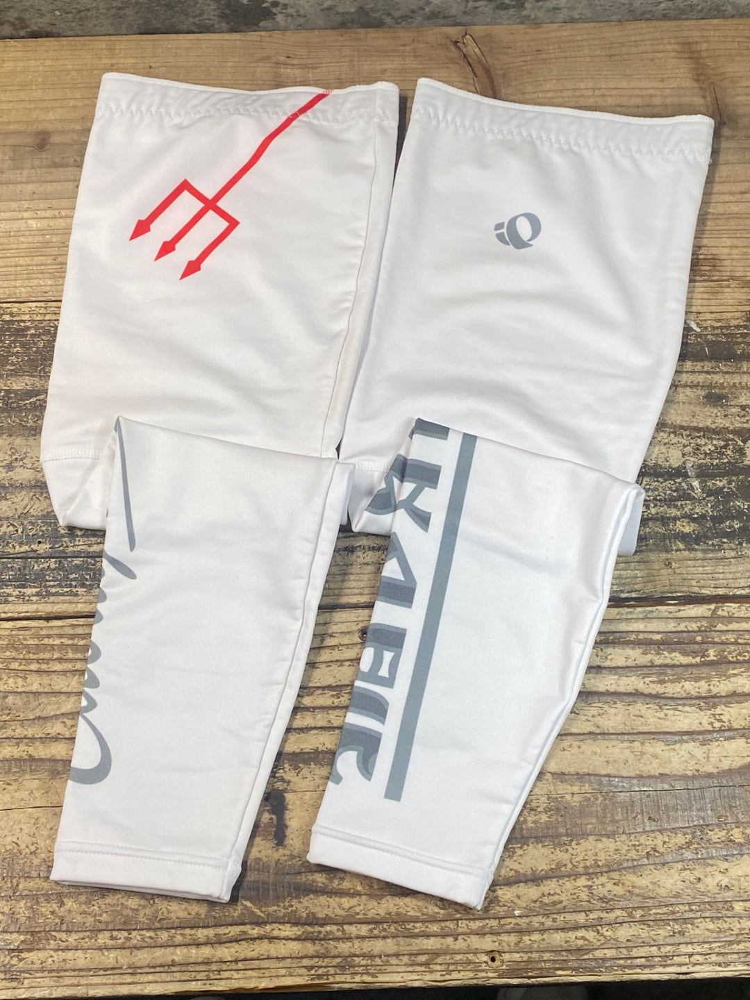 JT525 パールイズミ PEARL iZUMi レッグウォーマー 白 M