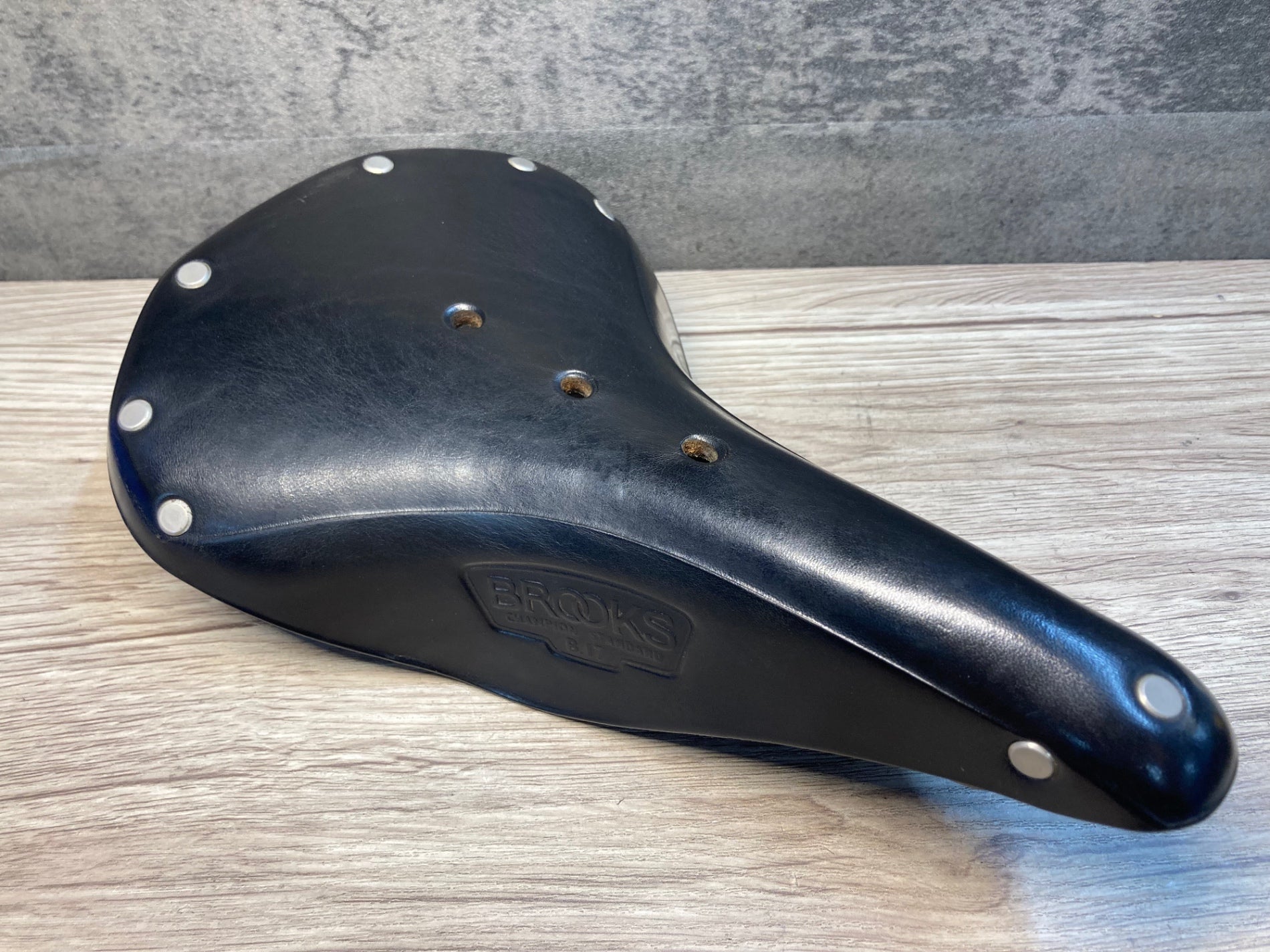 JJ695 ブルックス BROOKS B17 サドル 黒 – BICI AMORE ONLINE STORE