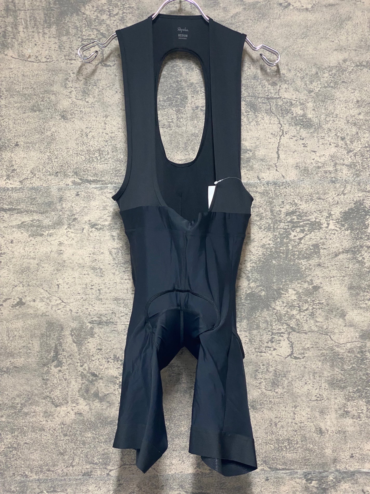 美品 ラファー　CORE CARGO BIB SHORTS ビブショーツ黒　Ｍ KR161 ラファ Rapha MEN'S CORE CARGO BIB SHORTS ビブショーツ 黒 M