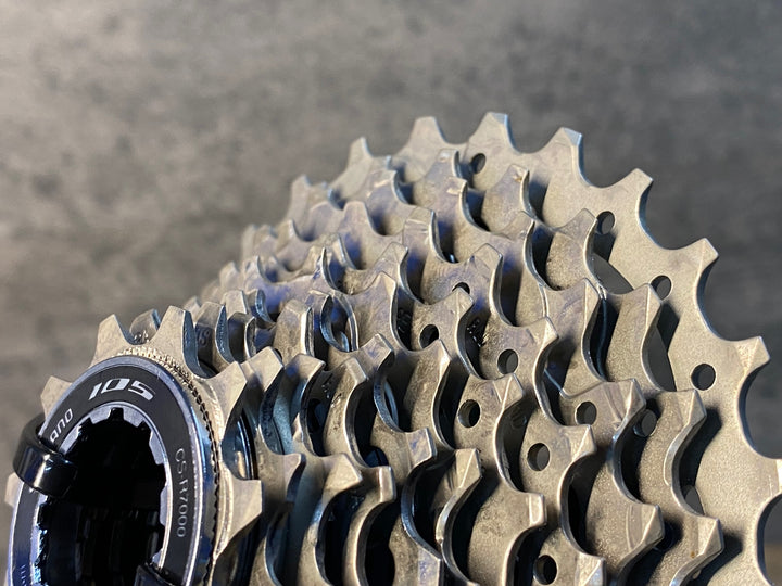 II744 シマノ SHIMANO 105 CS-R7000 スプロケット 11-28T 11S