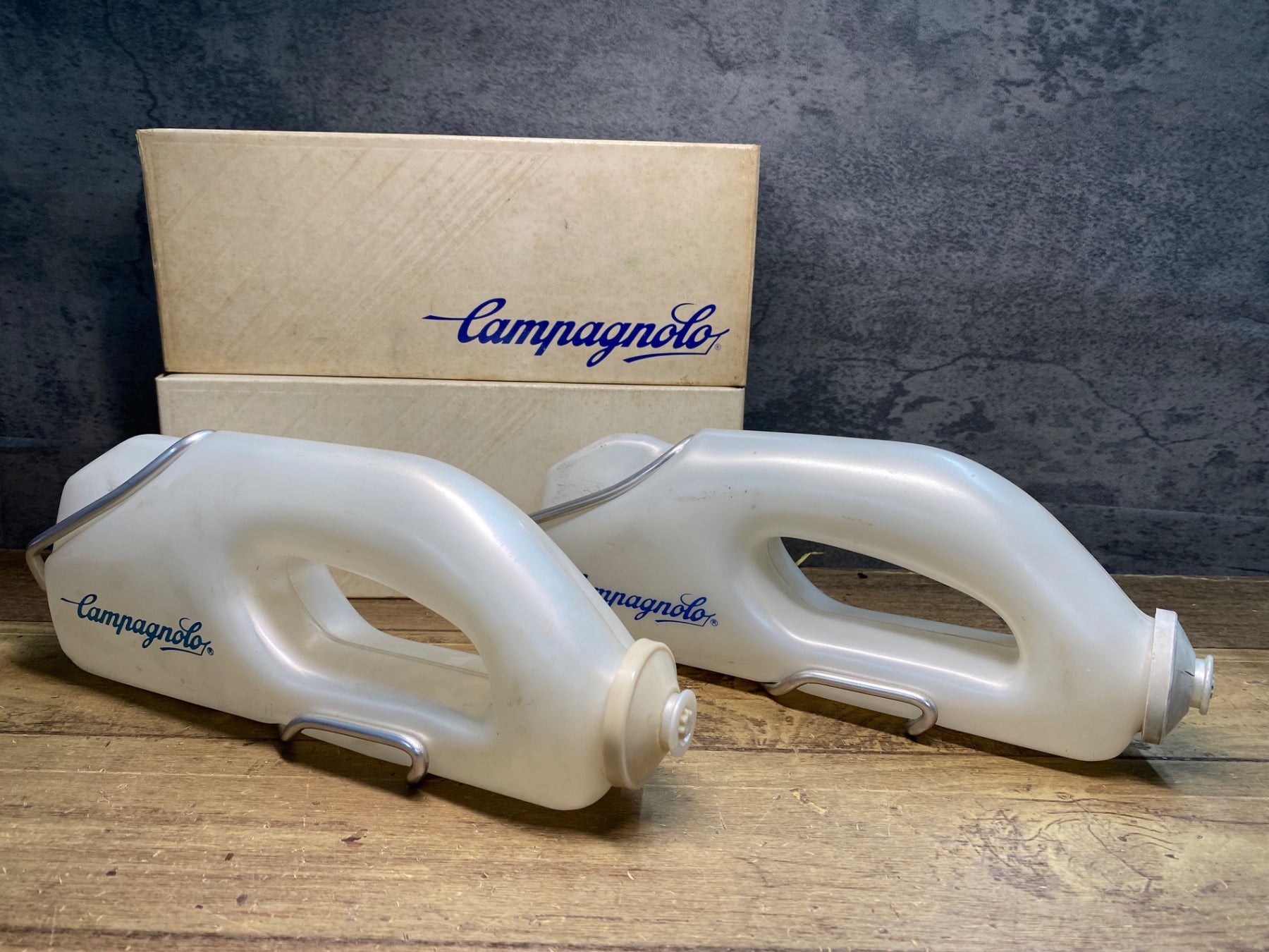 JH340 カンパニョーロ CAMPAGNOLO エアロボトル ボトルケージ 2個