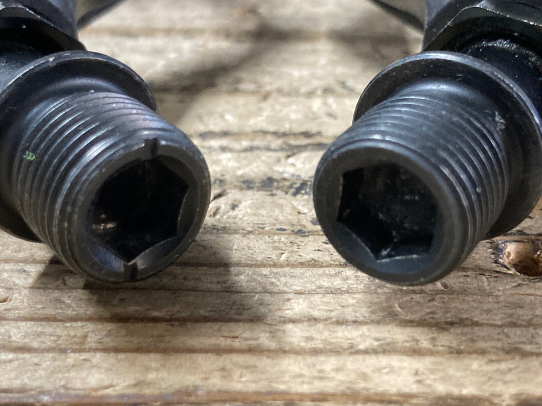 KB360 シマノ SHIMANO 105 PD-5800 ビンディングペダル SPD-SL ガリ傷あり