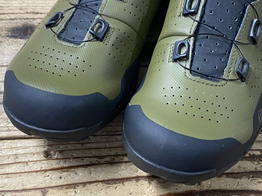 KH793 フィジーク fizik TERRA ATLAS ビンディングシューズ カーキ EU42 SPD