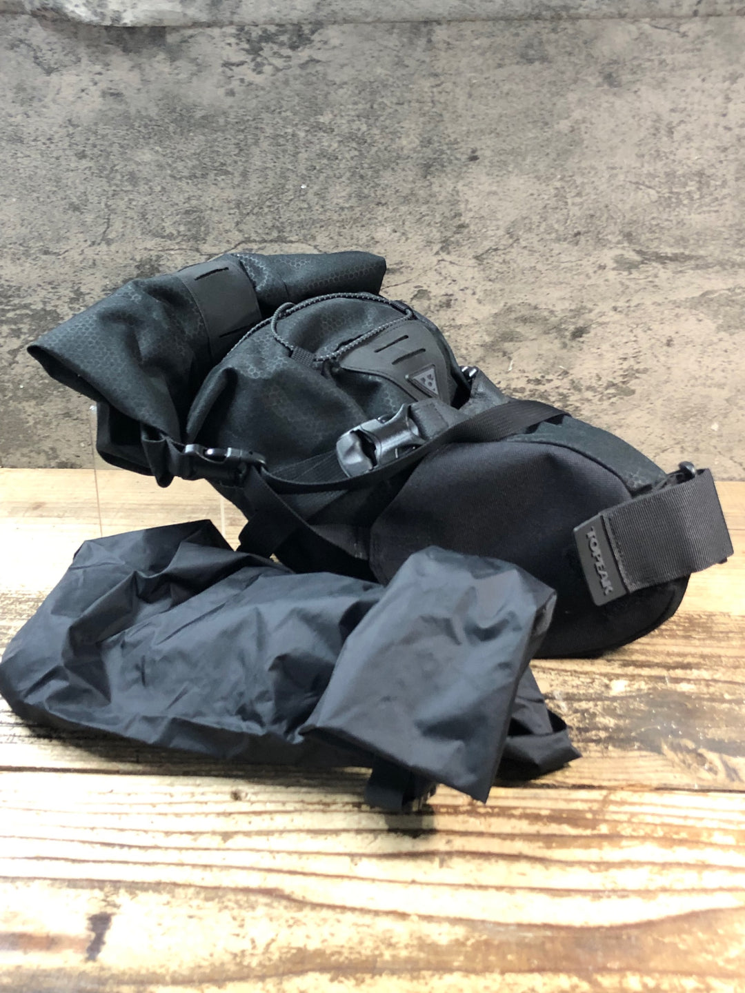 JV409 トピーク TOPEAK BACKLOADER サドルバッグ