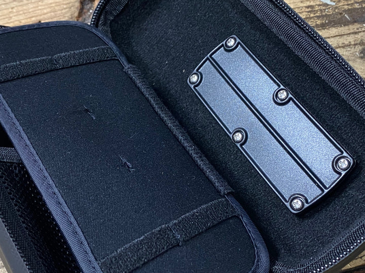 KL095 フィドロック FIDLOCK TWIST TOOLBOX ツールボックス ※取付部品欠品