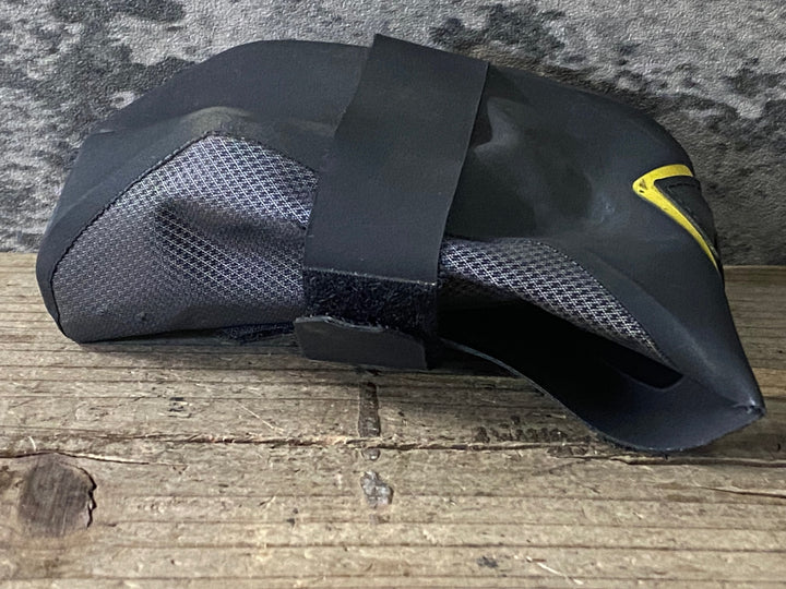 JV843 アピデュラ APIDURA サドルバッグ 黒 グレー