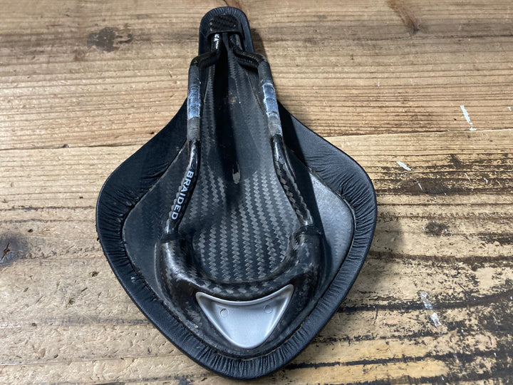 KN001 フィジーク fizik ARIONE DONNA 00 サドル 黒 カーボン