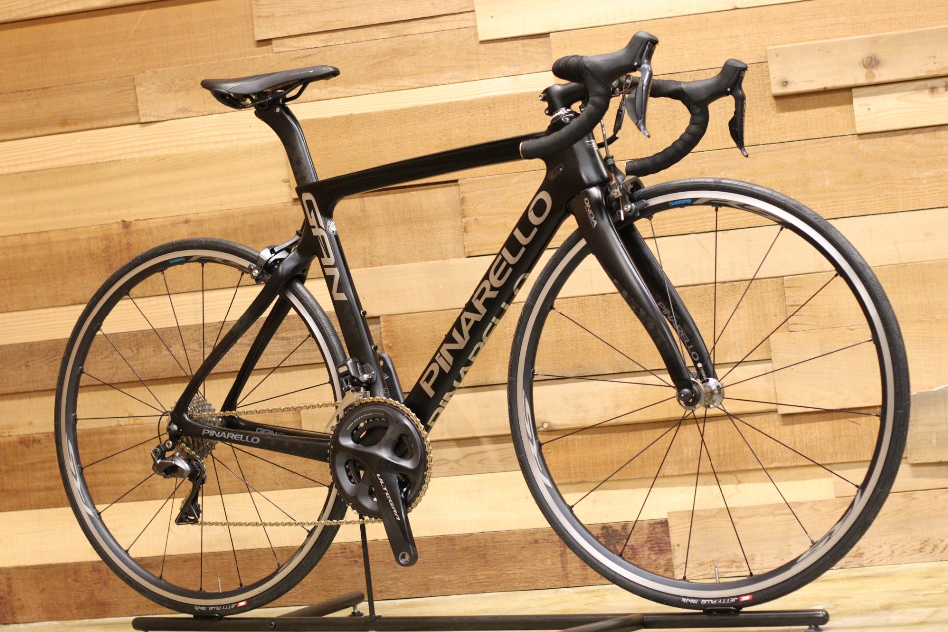 ピナレロ PINARELLO ガン GAN S 2017 500サイズ シマノ アルテグラ