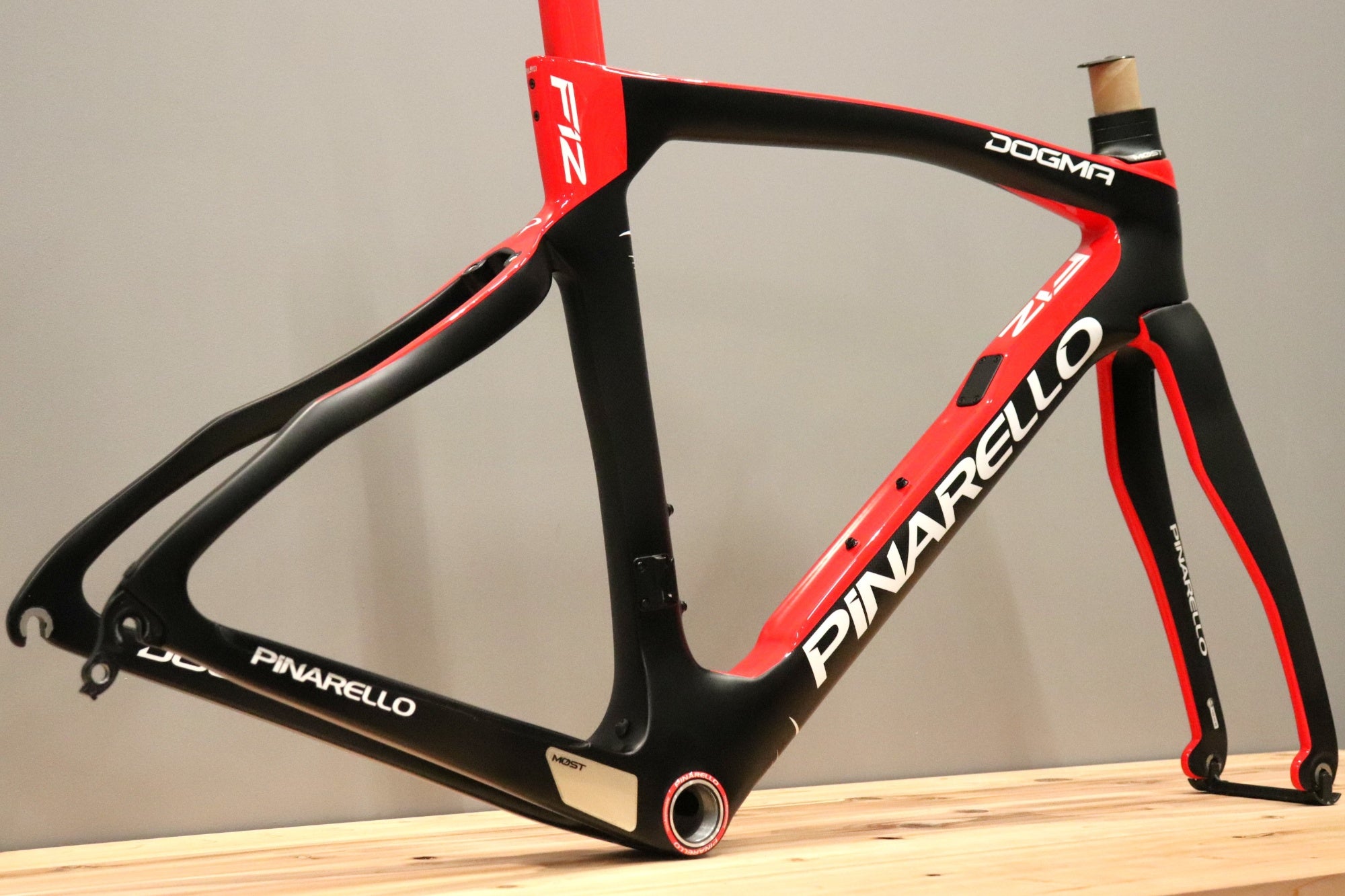 mk PINARELLO ロードバイクフレーム ピナレロ PINARELLO ドグマ DOGMA F12 2021モデル 500サイズ カーボン