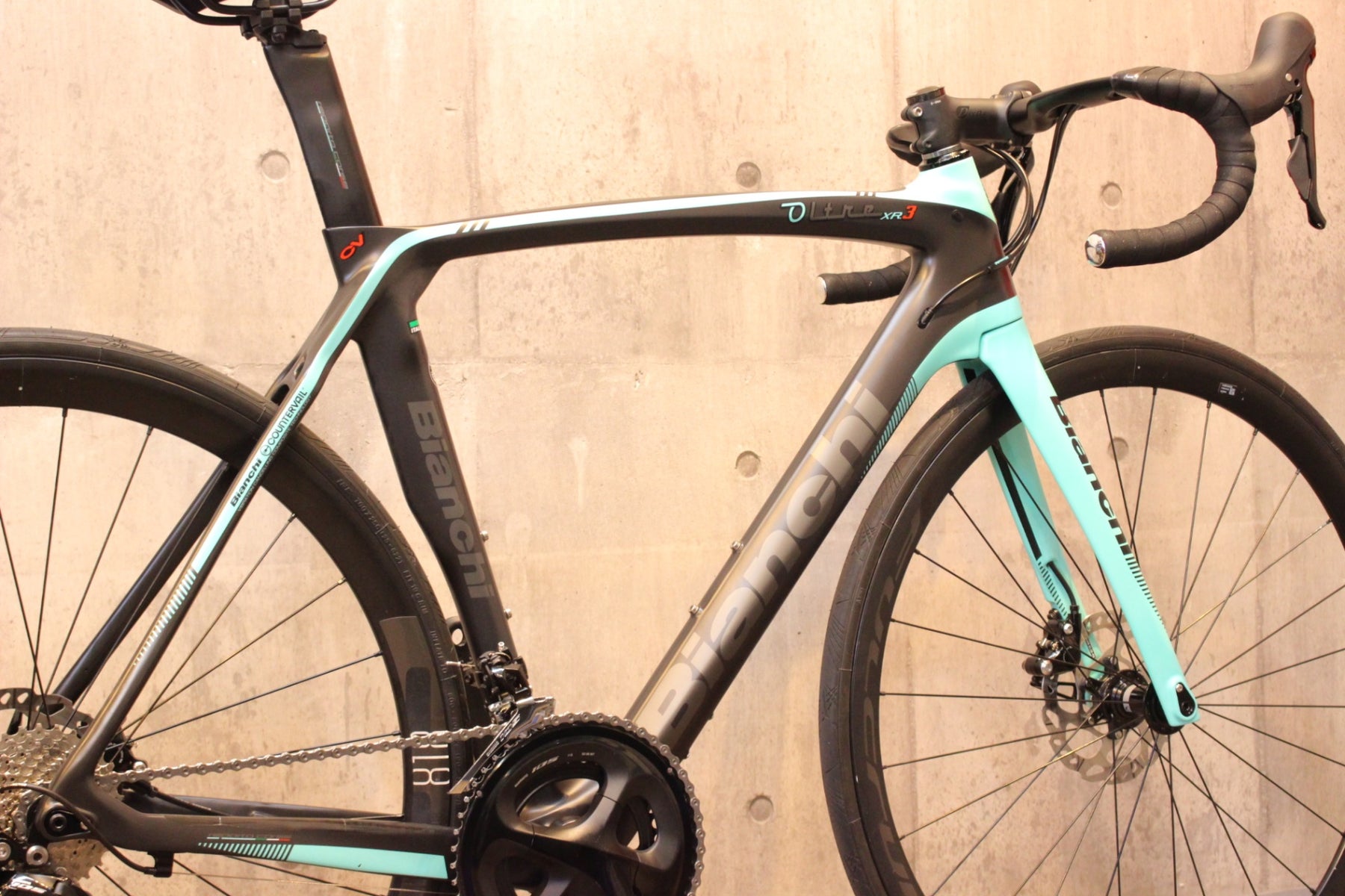ビアンキ BIANCHI オルトレ OLTRE XR3 DISC 2019 550サイズ シマノ 105