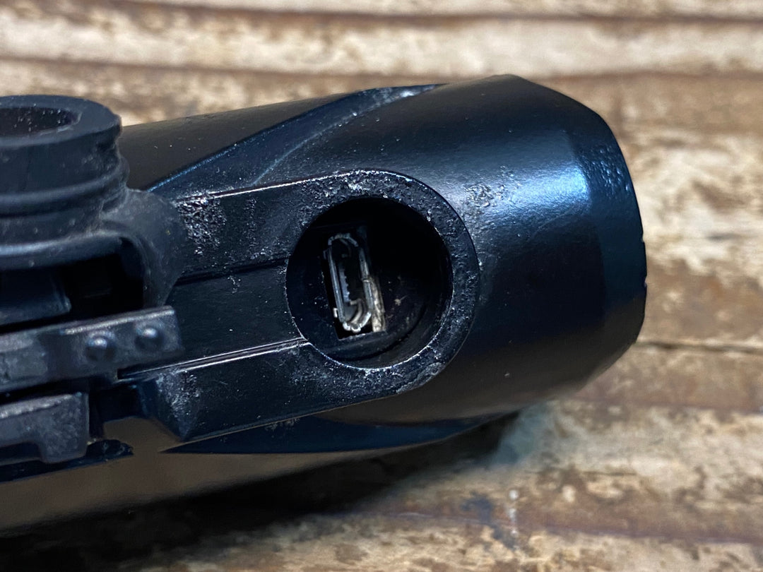 JG200 キャットアイ CATEYE ボルト VOLT800 フロントライト 点灯確認済