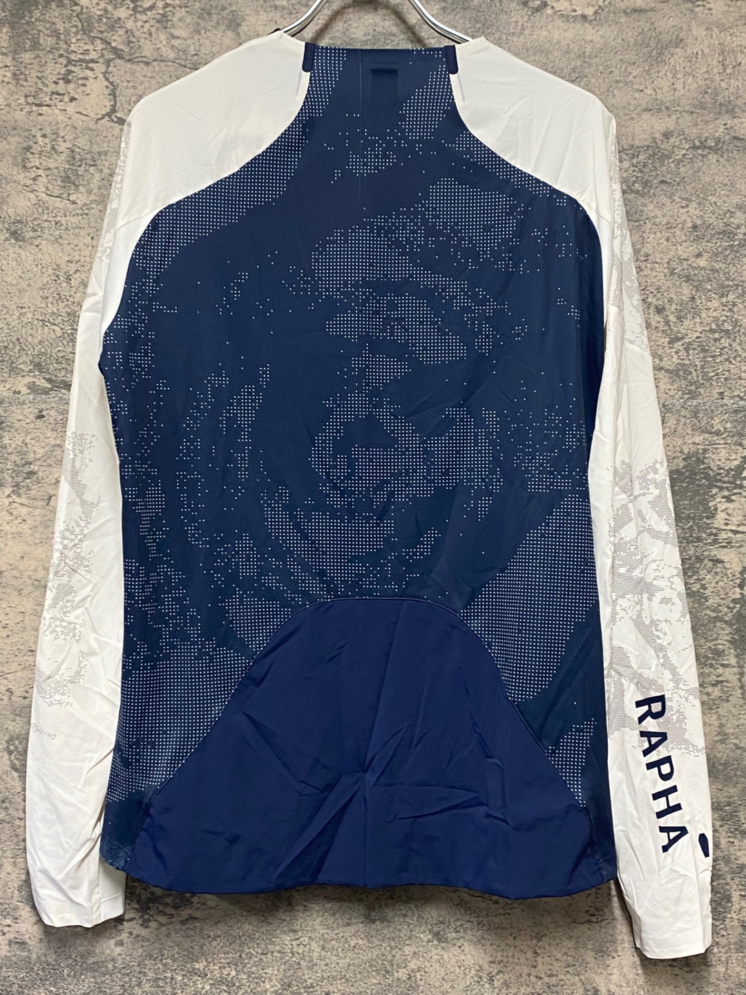 KN406 ラファ Rapha MEN'S TRAIL FINALE WINDBLOCK JERSEY - TRAIL PRINT 長袖 サイクルジャージ 紺 白 S
