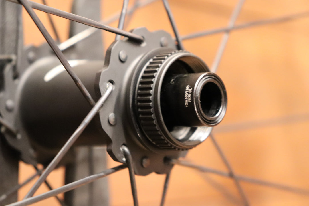 ジップ ZIPP 303 404 NSW DISC カーボン チューブレスレディ ホイールセット シマノ11S/12S 【東京南麻布店】