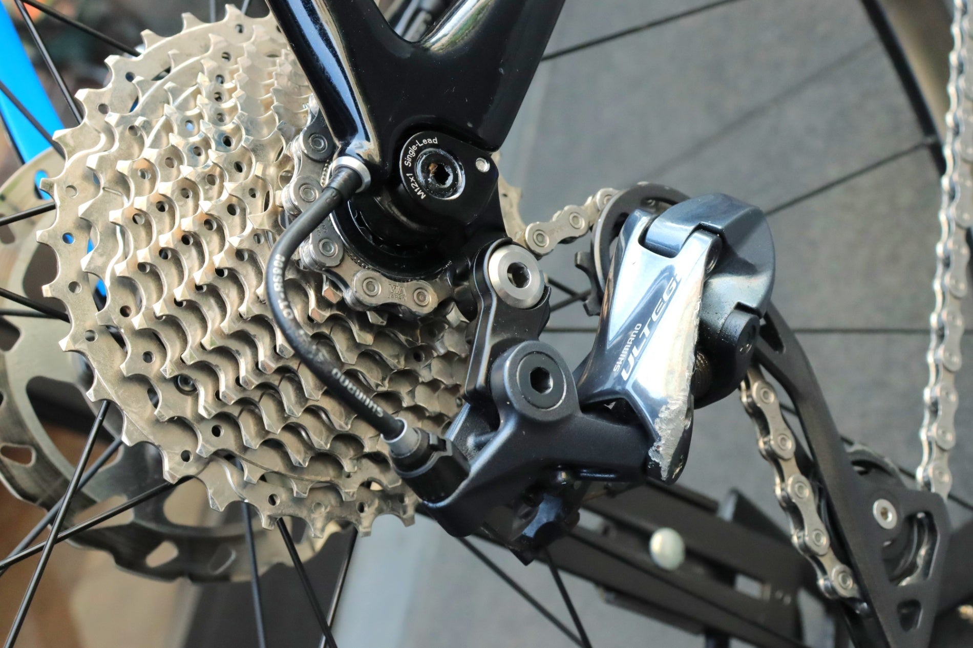 【大阪府】2019 cannondale シナプス　カーボン　ディスク アルテ 大阪府】2019 cannondale シナプス カーボン ディスク アルテ