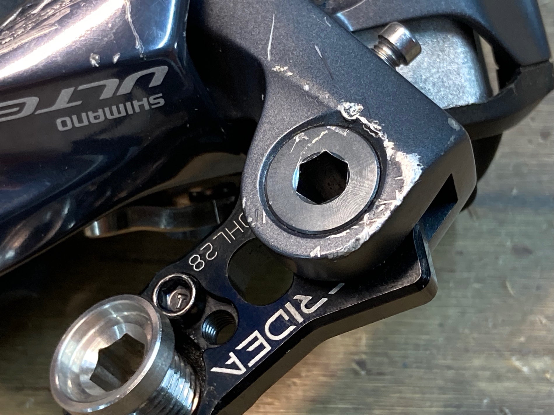 IW543 シマノ SHIMANO アルテグラ ULTEGRA RD-R8050 リアディレイラー