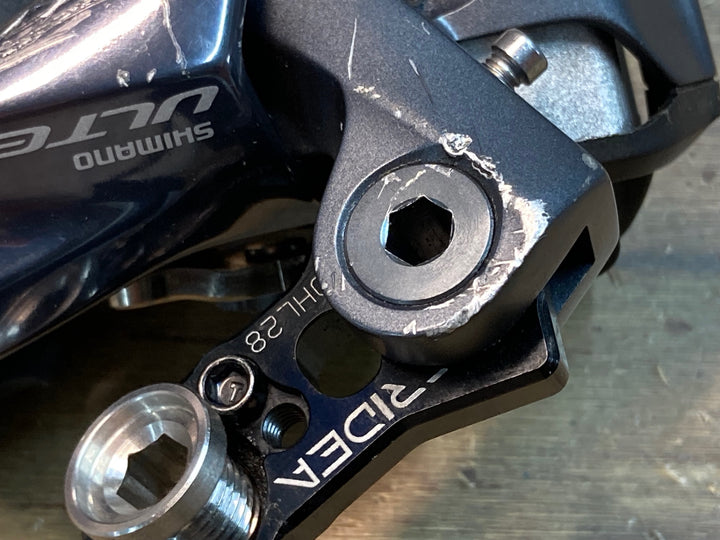 IW543 シマノ SHIMANO アルテグラ ULTEGRA RD-R8050 リアディレイラー Di2 動作確認済 RIDEA RDHL28 ハンガー RD6 C38 ビックプーリー ※強いガリ傷