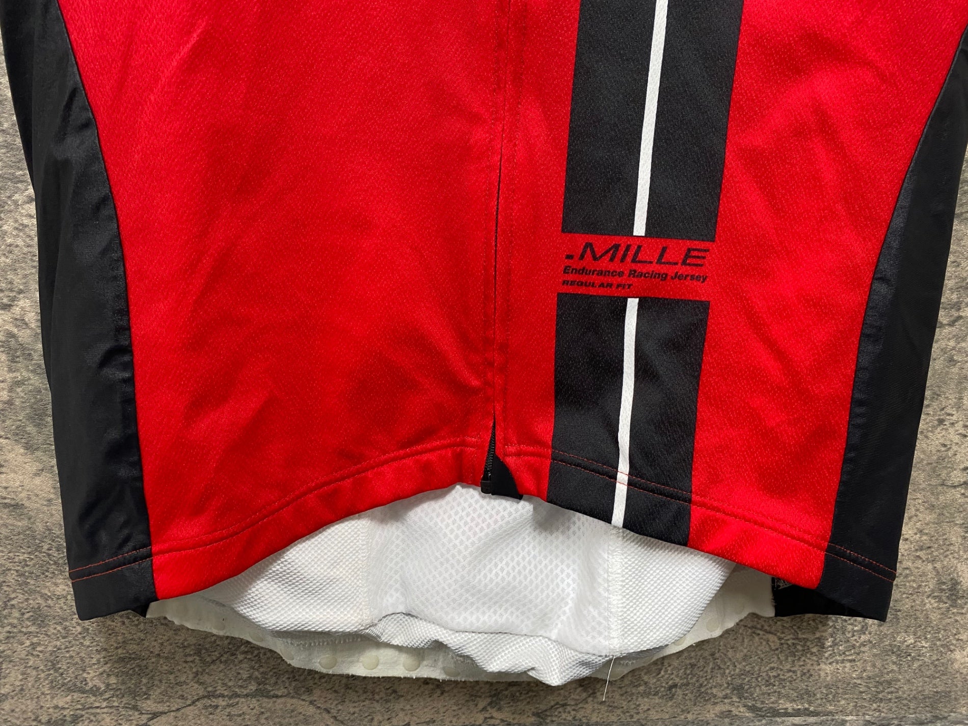 KF822 アソス ASSOS SS.MILLE 半袖 サイクルジャージ 赤 白 L – BICI