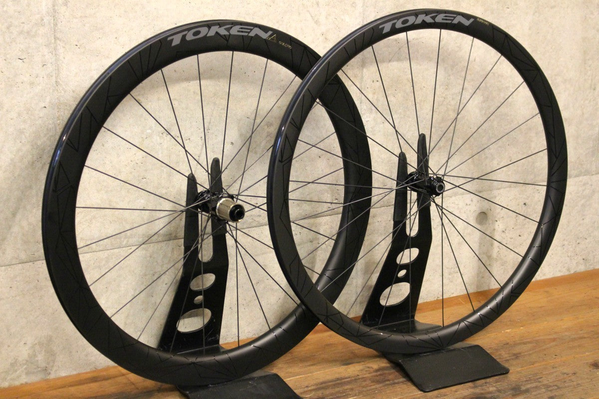 トーケン TOKEN VENTOUS + KONAX PRO カーボン チューブレス