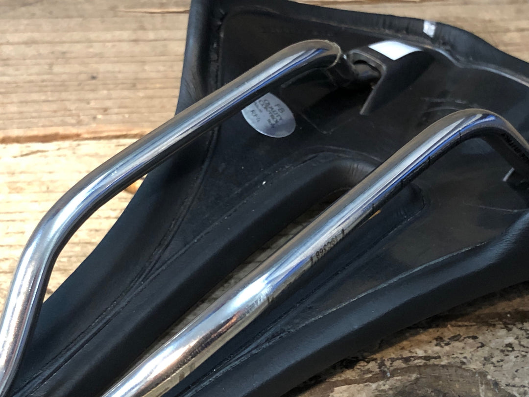 JU160 セライタリア selle italia SLR サドル 黒 Tiレール