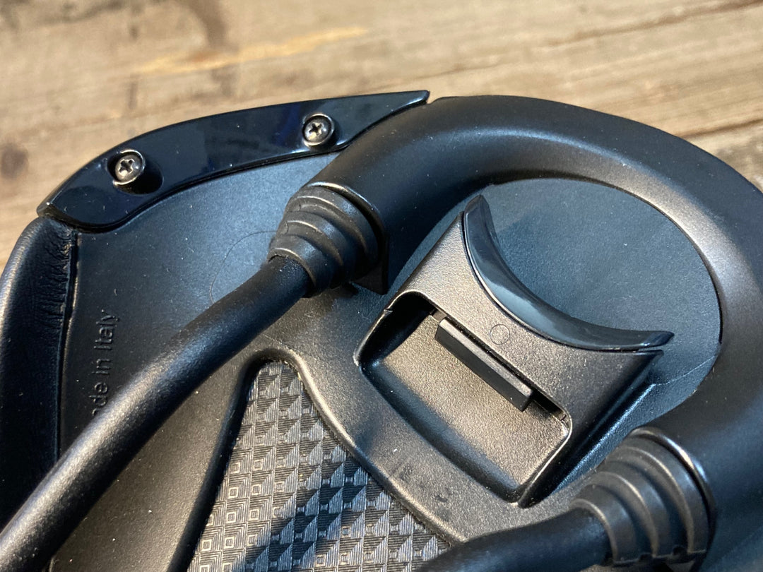 JS729 フィジーク fizik ALIANTE R7 サドル 黒