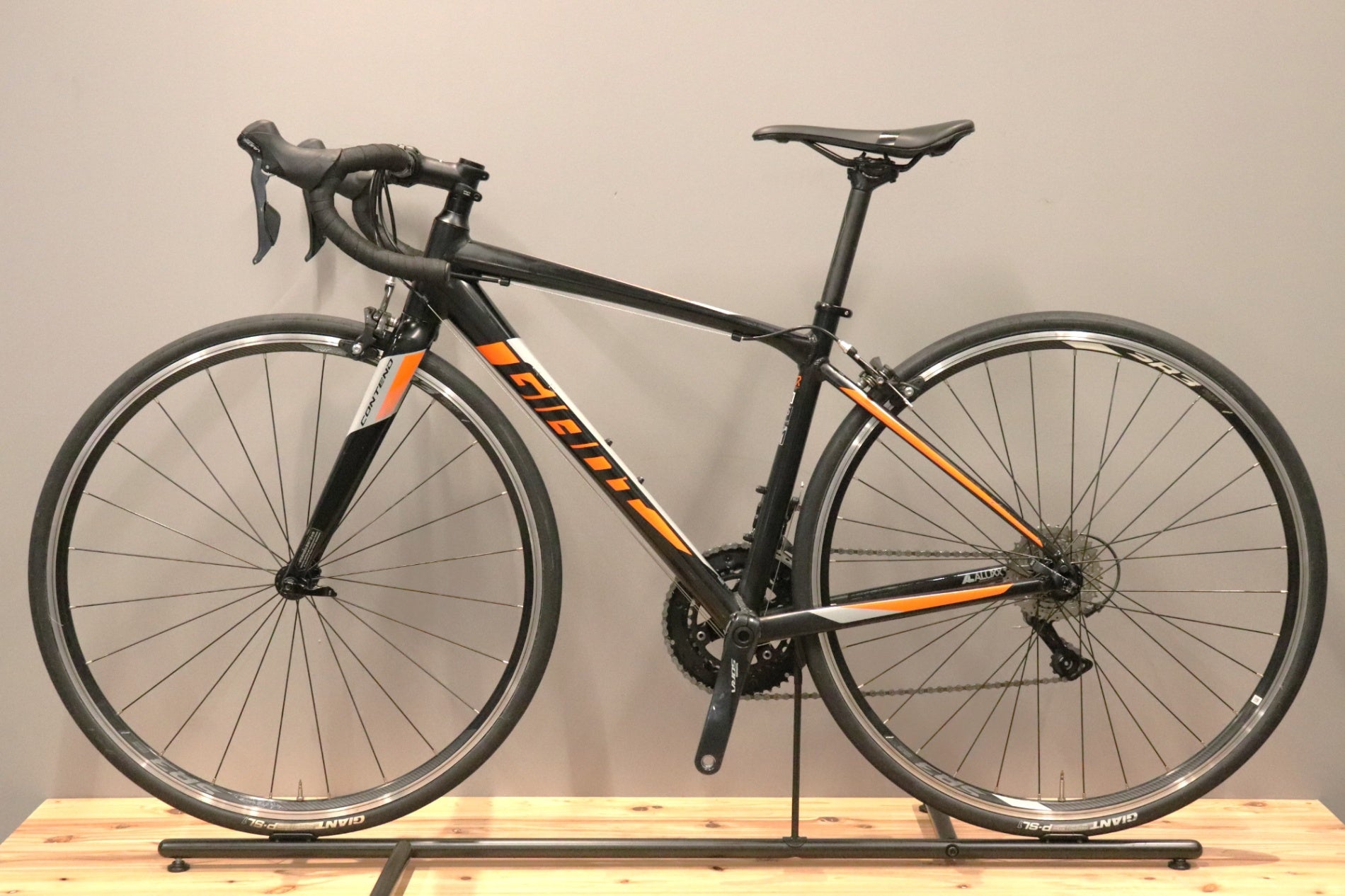 ジャイアント GIANT コンテンド CONTEND 1 2018モデル XSサイズ シマノ