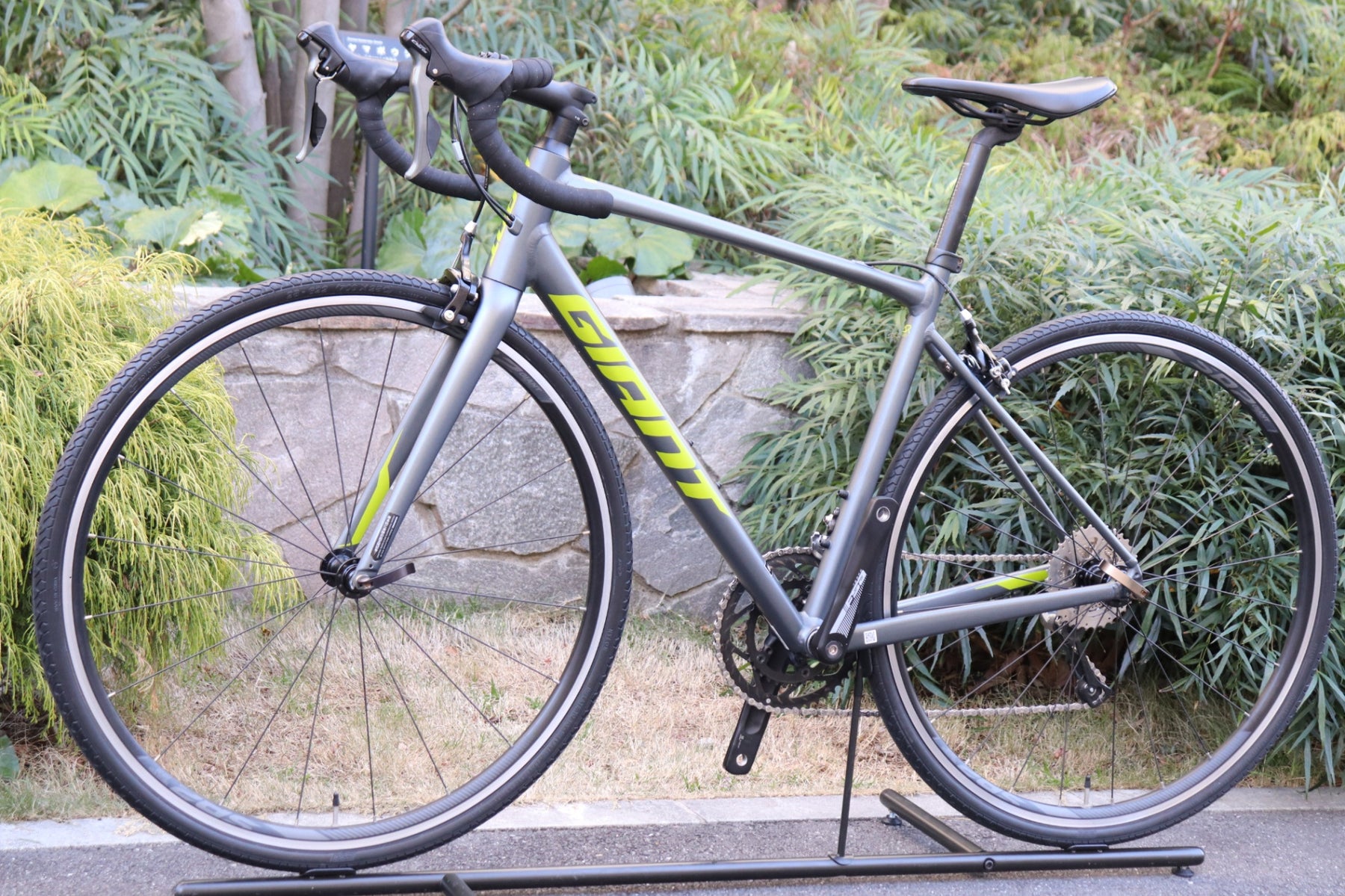 GIANT　CONTEND 2　ジャイアント　コンテンド2　クラリス8S ジャイアント GIANT コンテンド CONTEND 2 2021 Mサイズ シマノ