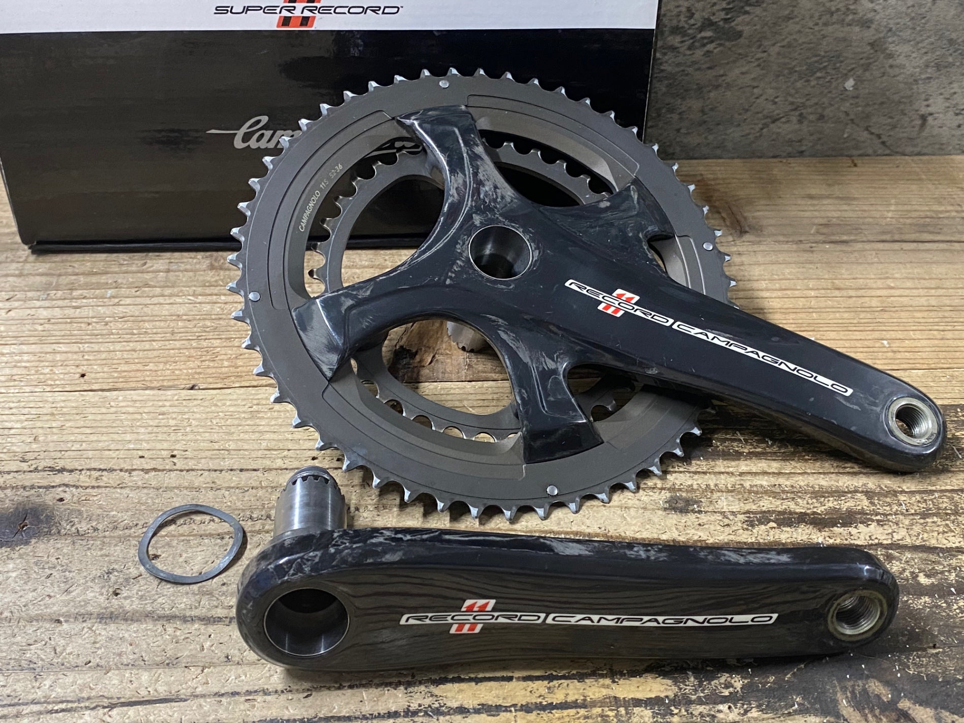 KJ071 カンパニョーロ CAMPAGNOLO レコード RECORD クランクセット