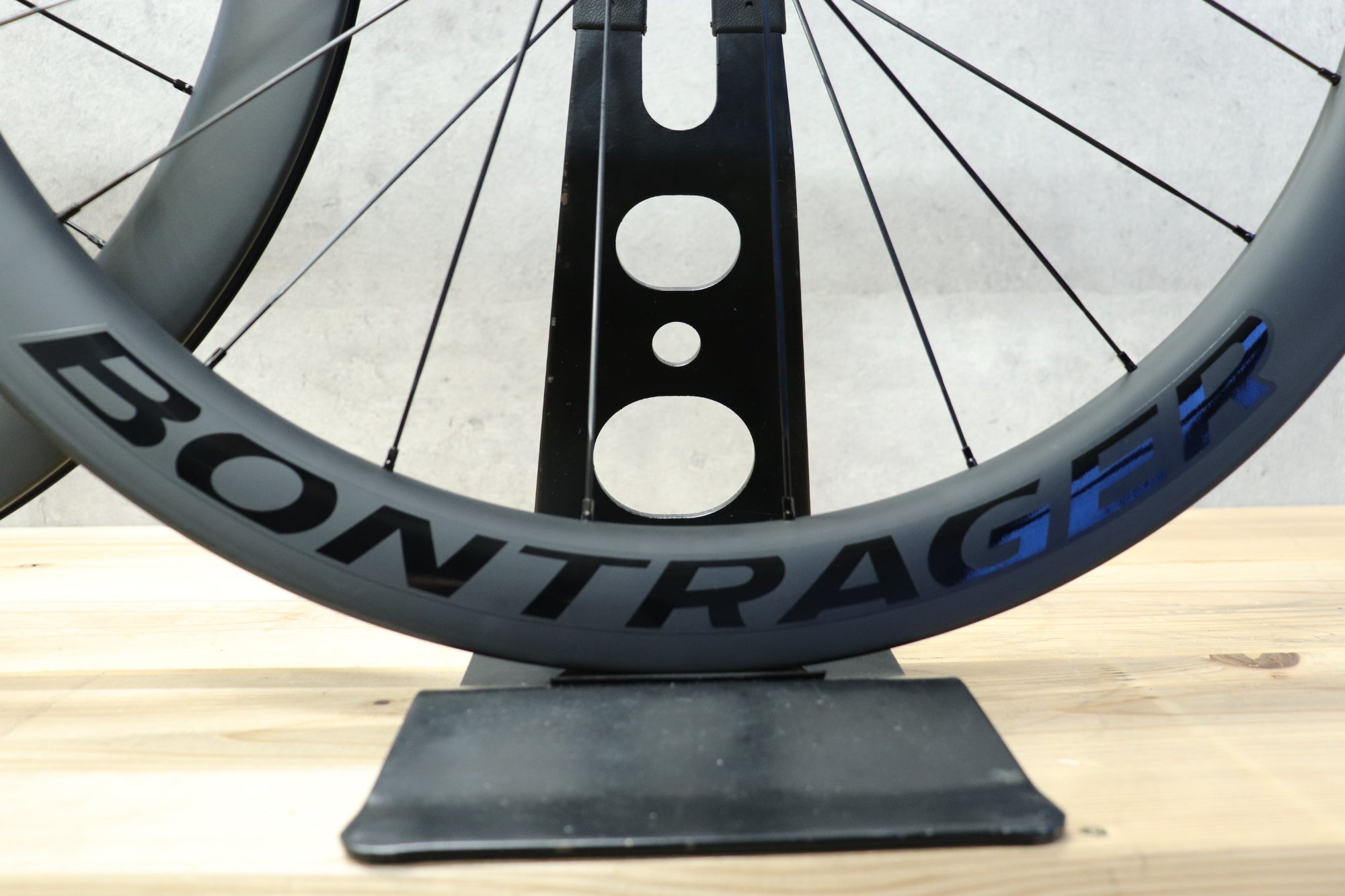 ボントレガー BONTRAGER アイオロス エリート AEOLUS ELITE 50 DISC