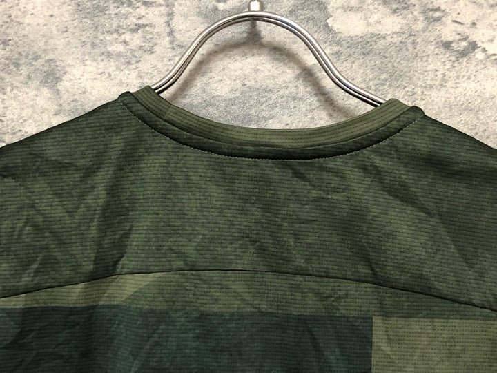 KL473 ラファ Rapha WOMEN'S TECHNICAL T-SHIRT 半袖 Tシャツ カーキ XXS ※動物の毛