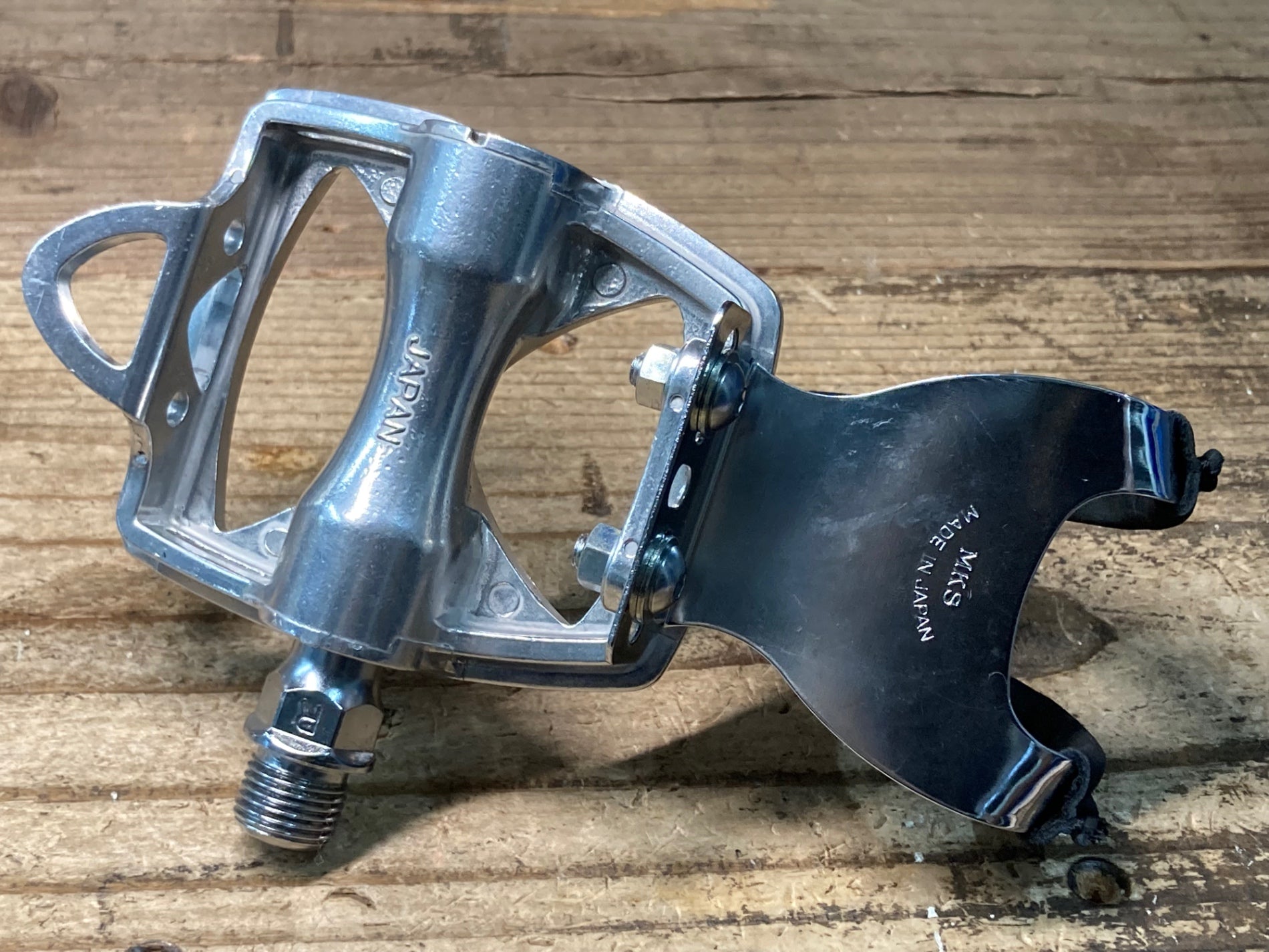 JP189 三ヶ島 MKS GR-10 ペダル トゥークリップ – BICI AMORE ONLINE STORE