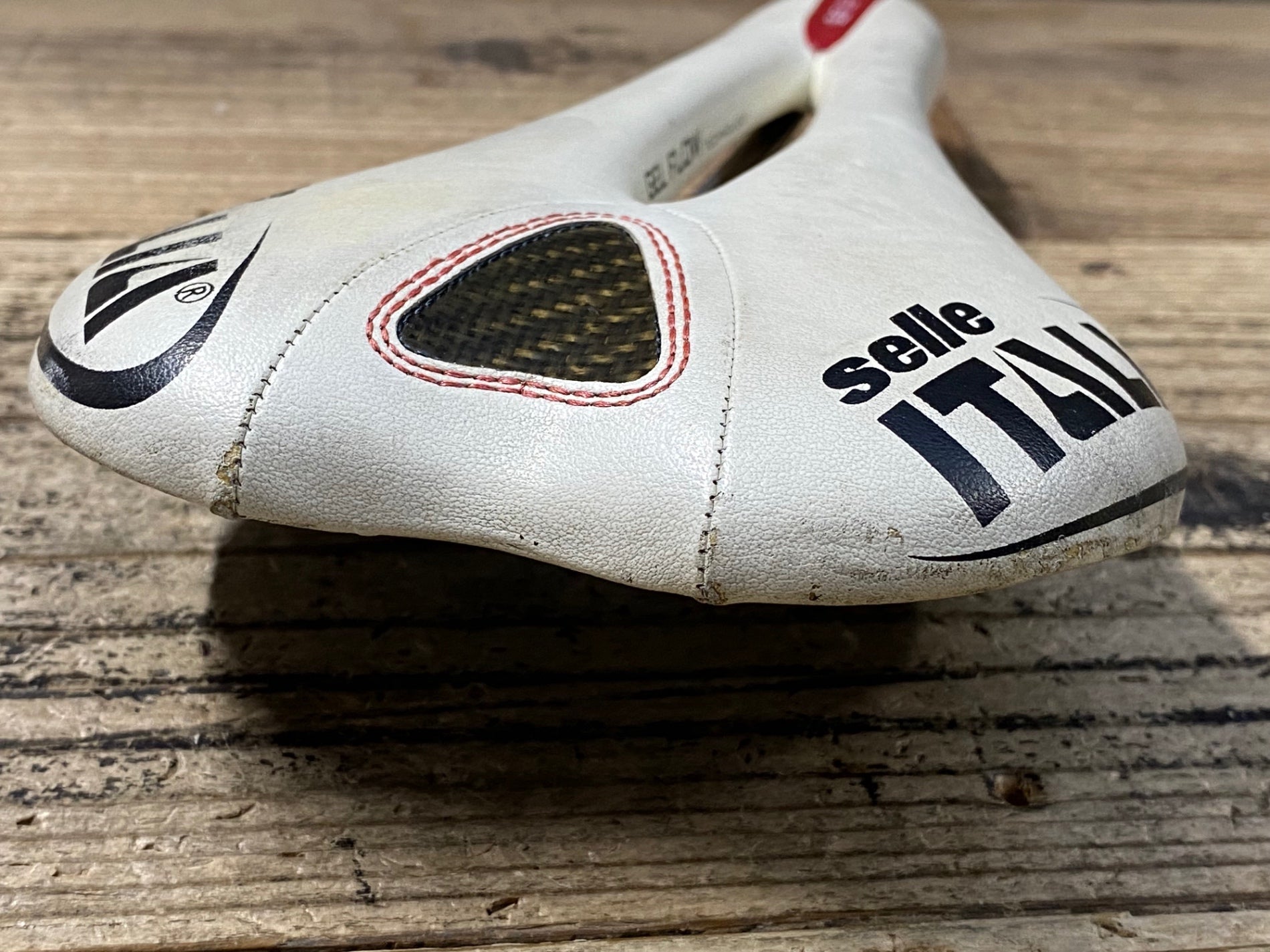JT219 セライタリア SELLE ITALIA SLR GEL FLOW サドル 白 スチール
