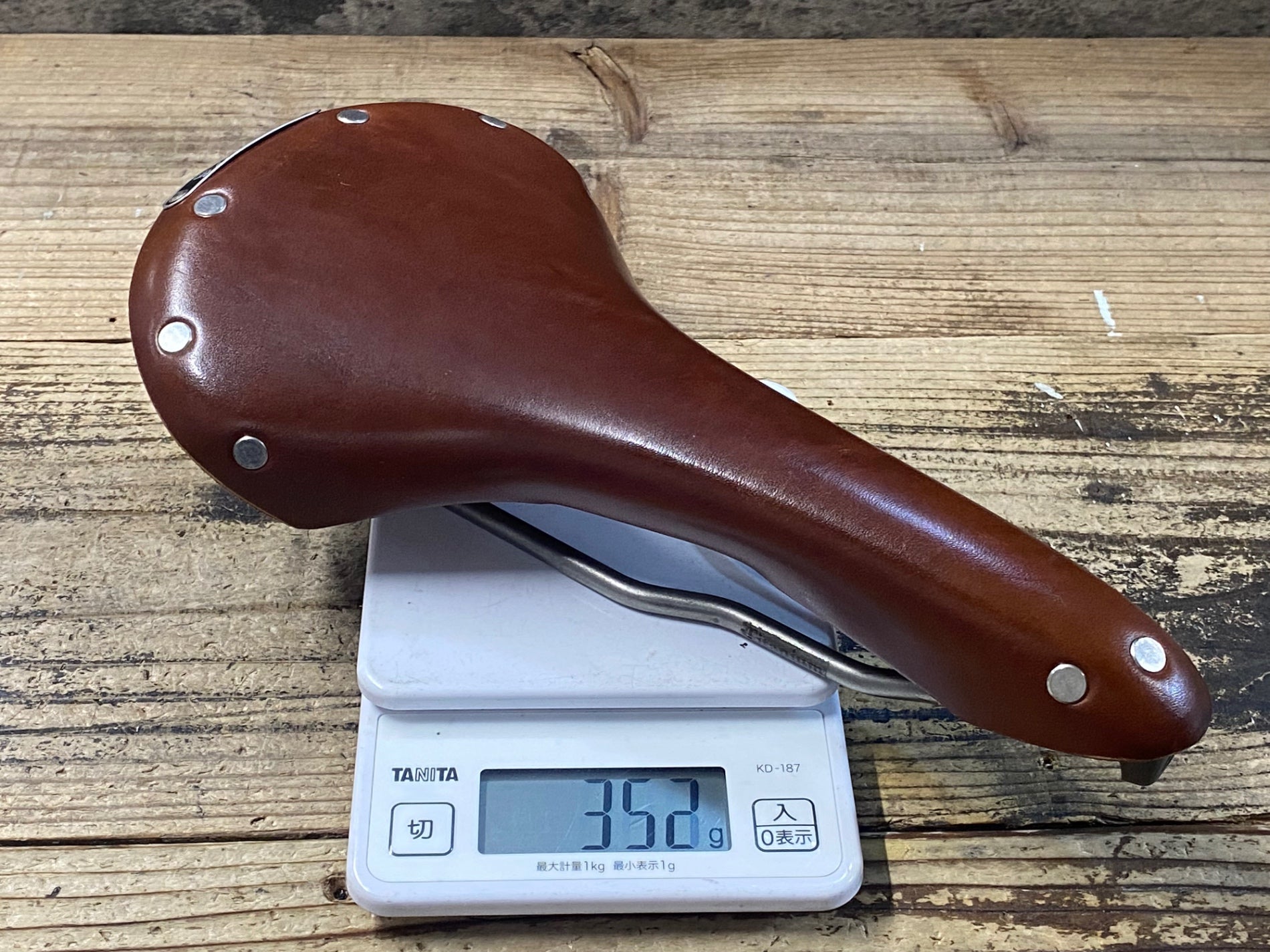 KE323 ブルックス BROOKS スワロー SWALLOW TITANIUM サドル チタン