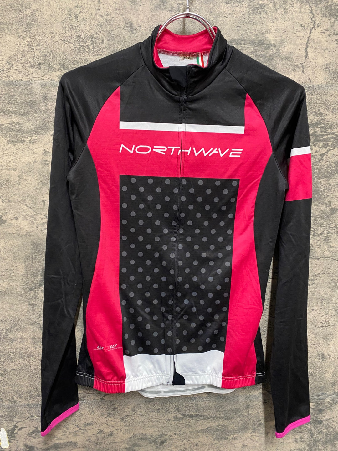 KJ896 ノースウェーブ NORTHWAVE 長袖 サイクルジャージ 黒 ピンク Mサイズ